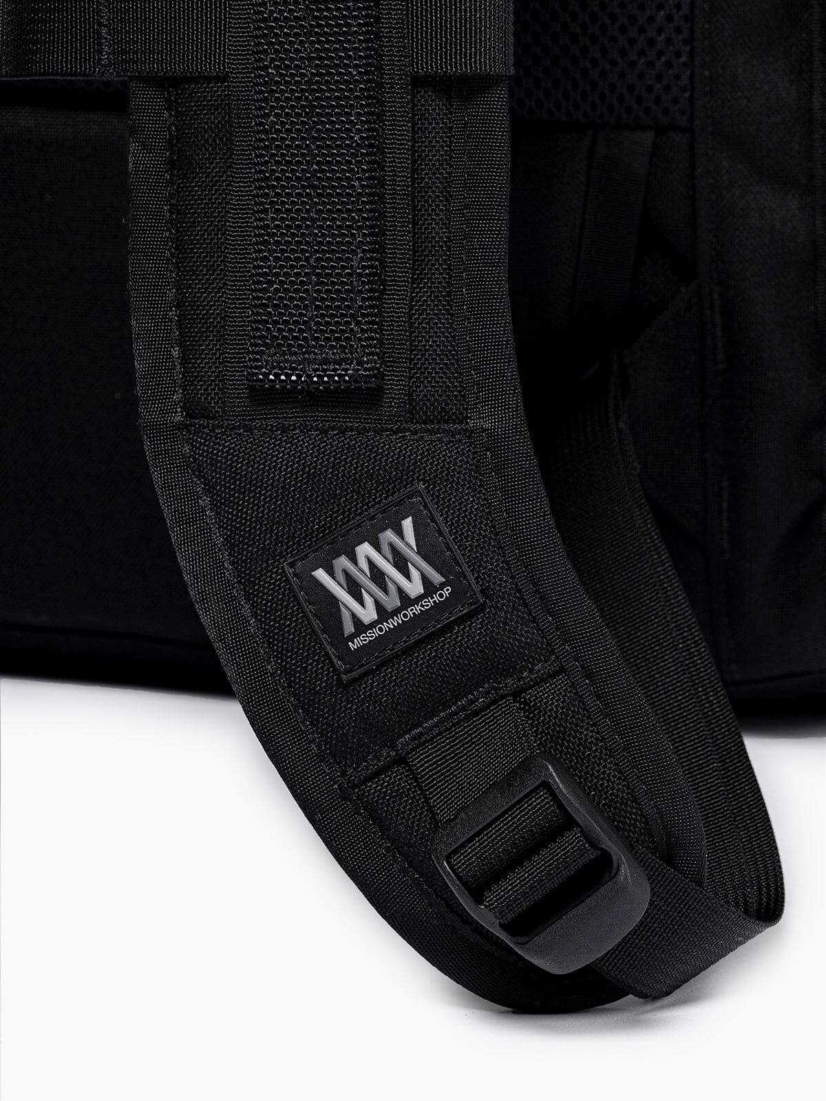 R6 Arkiv Field Pack 40L by Mission Workshop - Weersbestendige tassen & technische kleding - San Francisco & Los Angeles - Gemaakt om te weerstaan - Voor altijd gegarandeerd