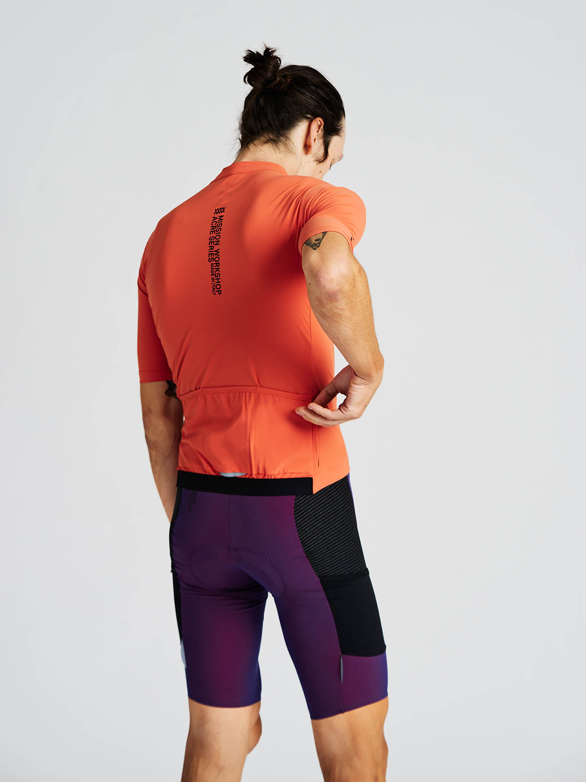 Mission Pro Jersey Men's by Mission Workshop - Weerbestendige tassen & technische kleding - San Francisco & Los Angeles - Gemaakt om te doorstaan - Voor altijd gegarandeerd