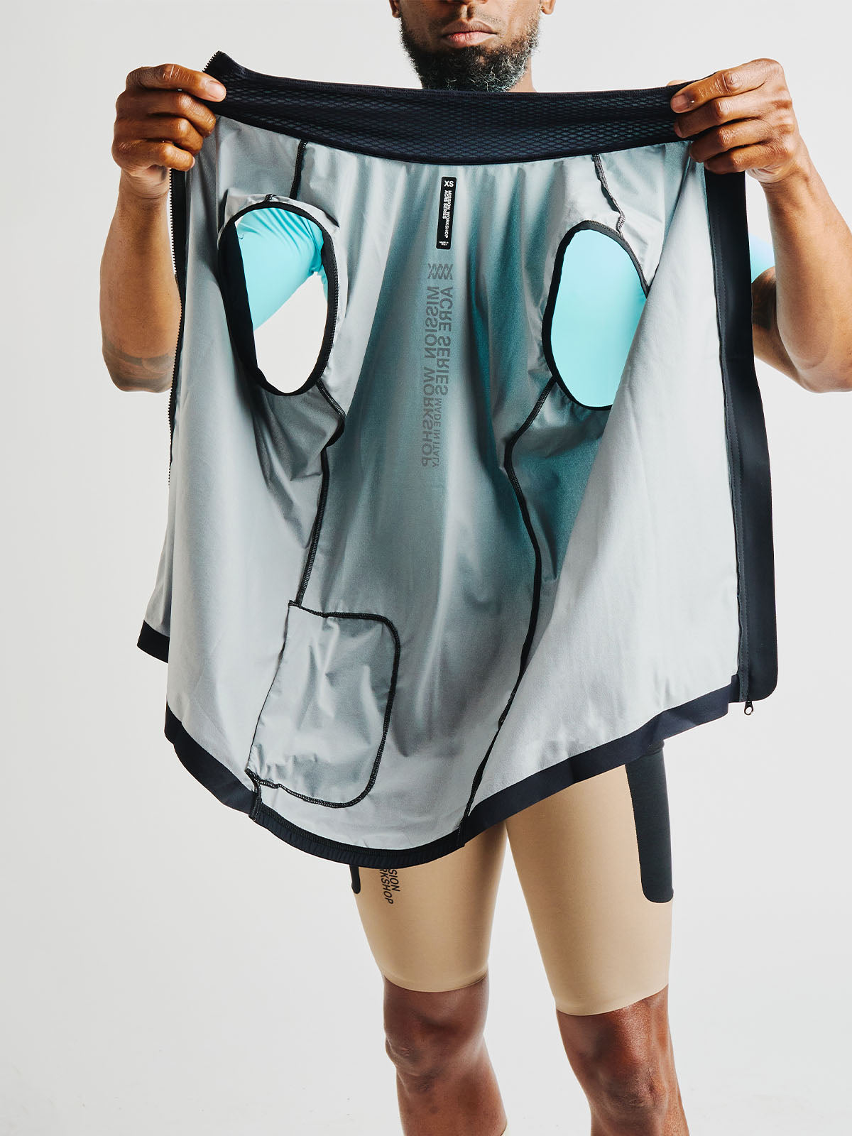 Altosphere Vest van Mission Workshop - Weerbestendige tassen & technische kleding - San Francisco & Los Angeles - Gemaakt om te doorstaan - Voor altijd gegarandeerd