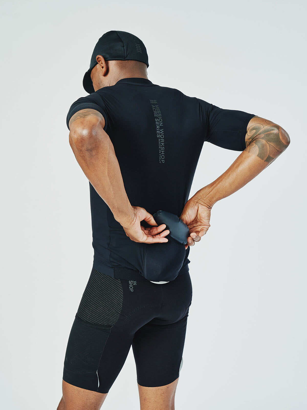 Acre Series Vest by Mission Workshop - Weerbestendige tassen & technische kleding - San Francisco & Los Angeles - Gemaakt om te weerstaan - Voor altijd gegarandeerd