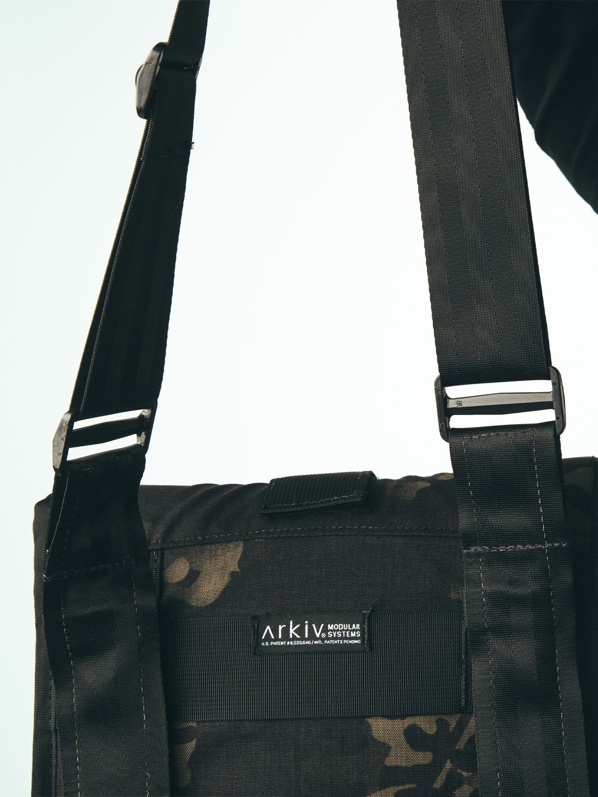 Arkiv Schouderriem by Mission Workshop - Weerbestendige tassen & technische kleding - San Francisco & Los Angeles - Gebouwd om lang mee te gaan - Voor altijd gegarandeerd
