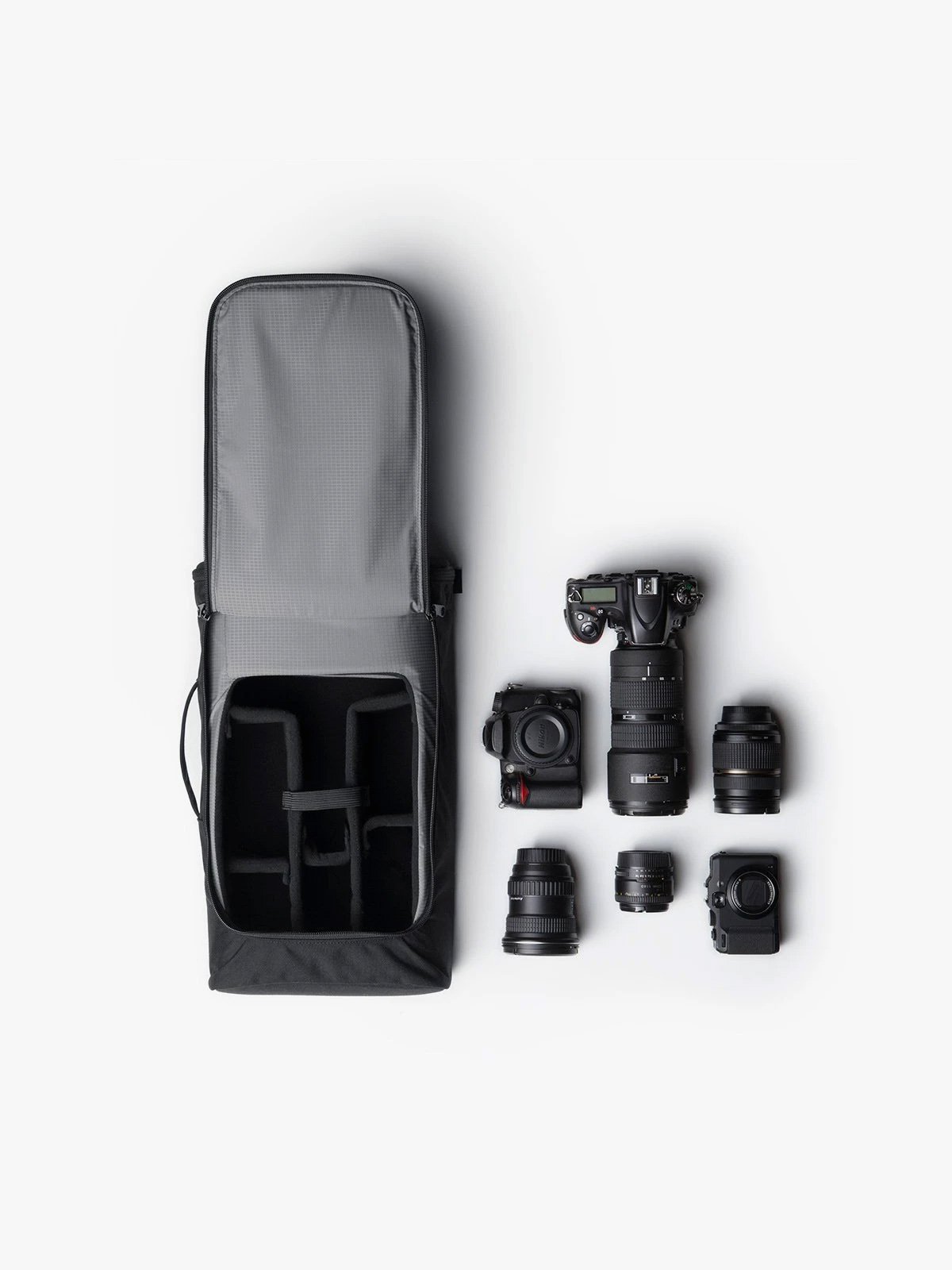 Capsule by Mission Workshop - Weersbestendige tassen & technische kleding - San Francisco & Los Angeles - Gemaakt om lang mee te gaan - Voor altijd gegarandeerd