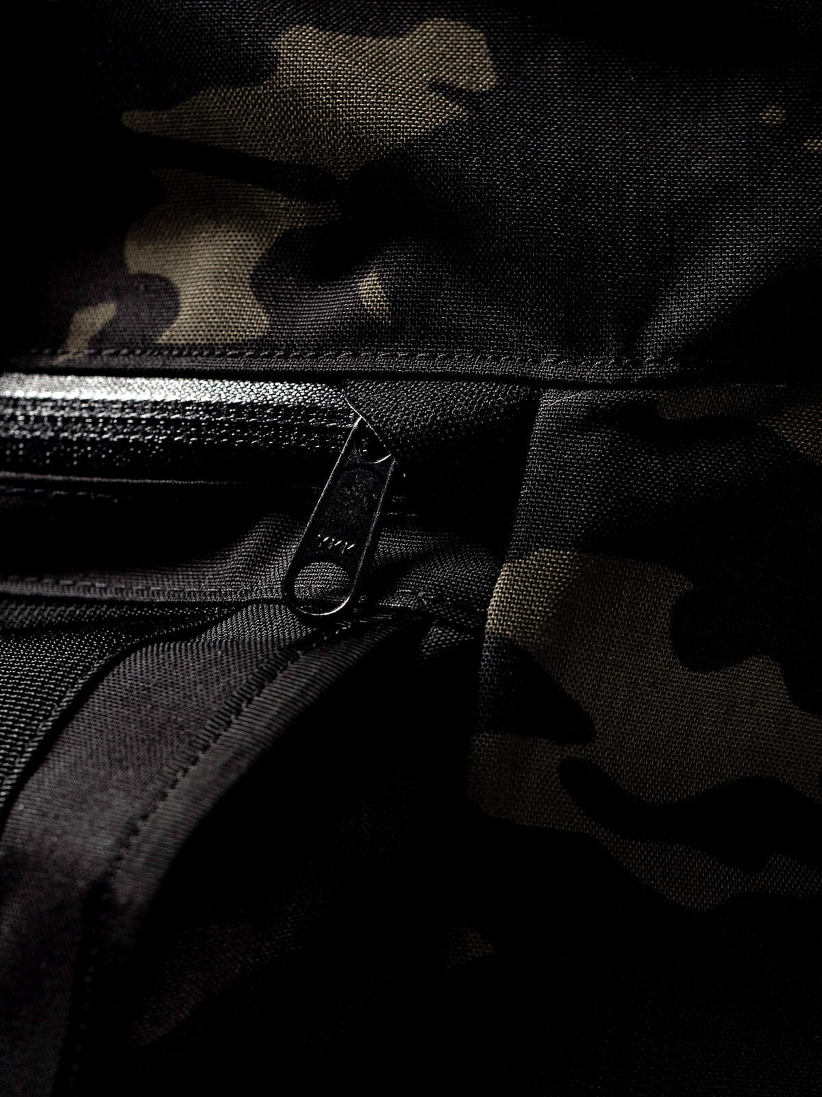 Shed : AP by Mission Workshop - Weerbestendige tassen & technische kleding - San Francisco & Los Angeles - Gebouwd om te weerstaan - Voor altijd gegarandeerd