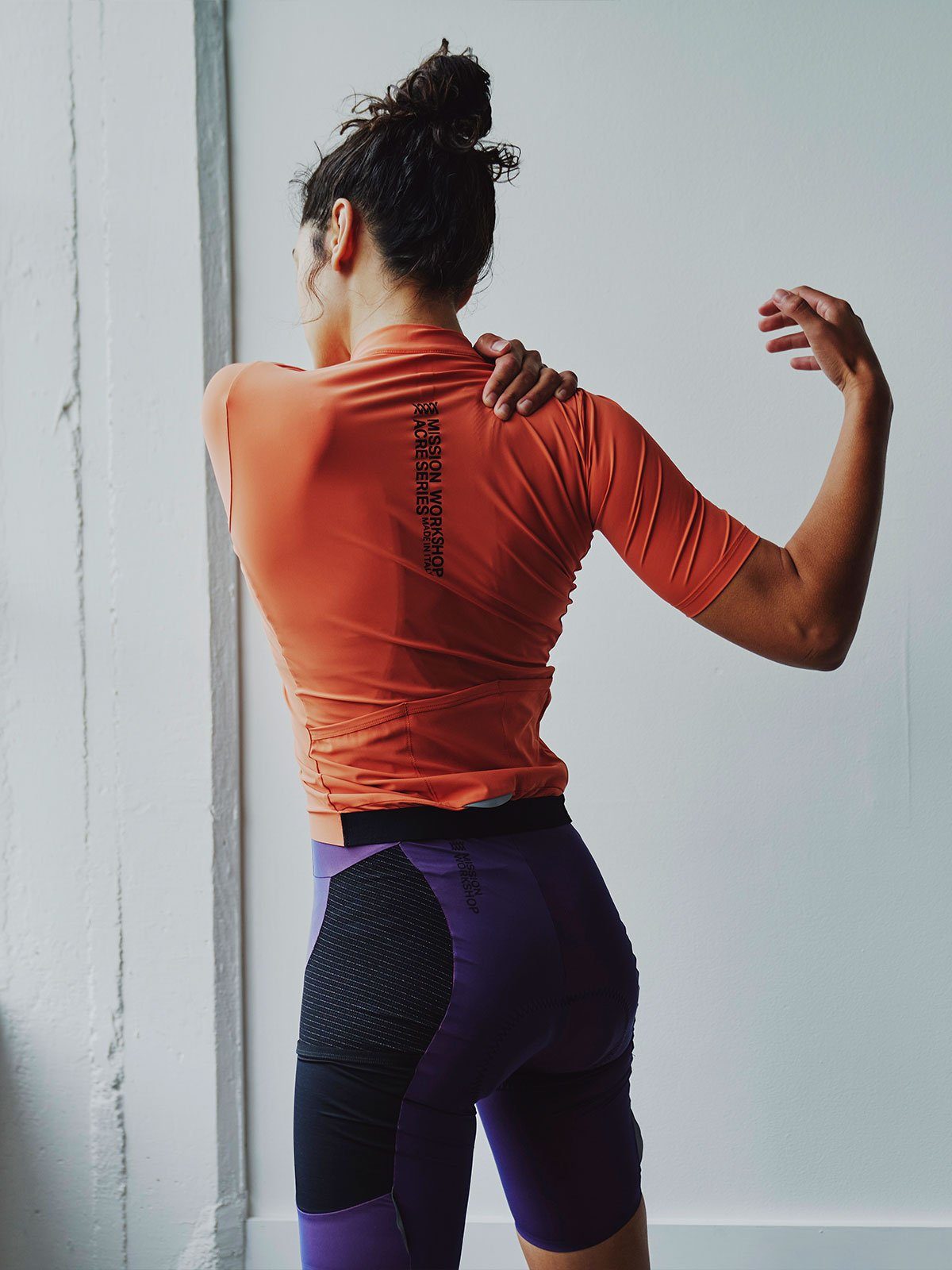 Mission Pro Jersey Women's by Mission Workshop - Weerbestendige tassen & technische kleding - San Francisco & Los Angeles - Gemaakt om te doorstaan - Voor altijd gegarandeerd