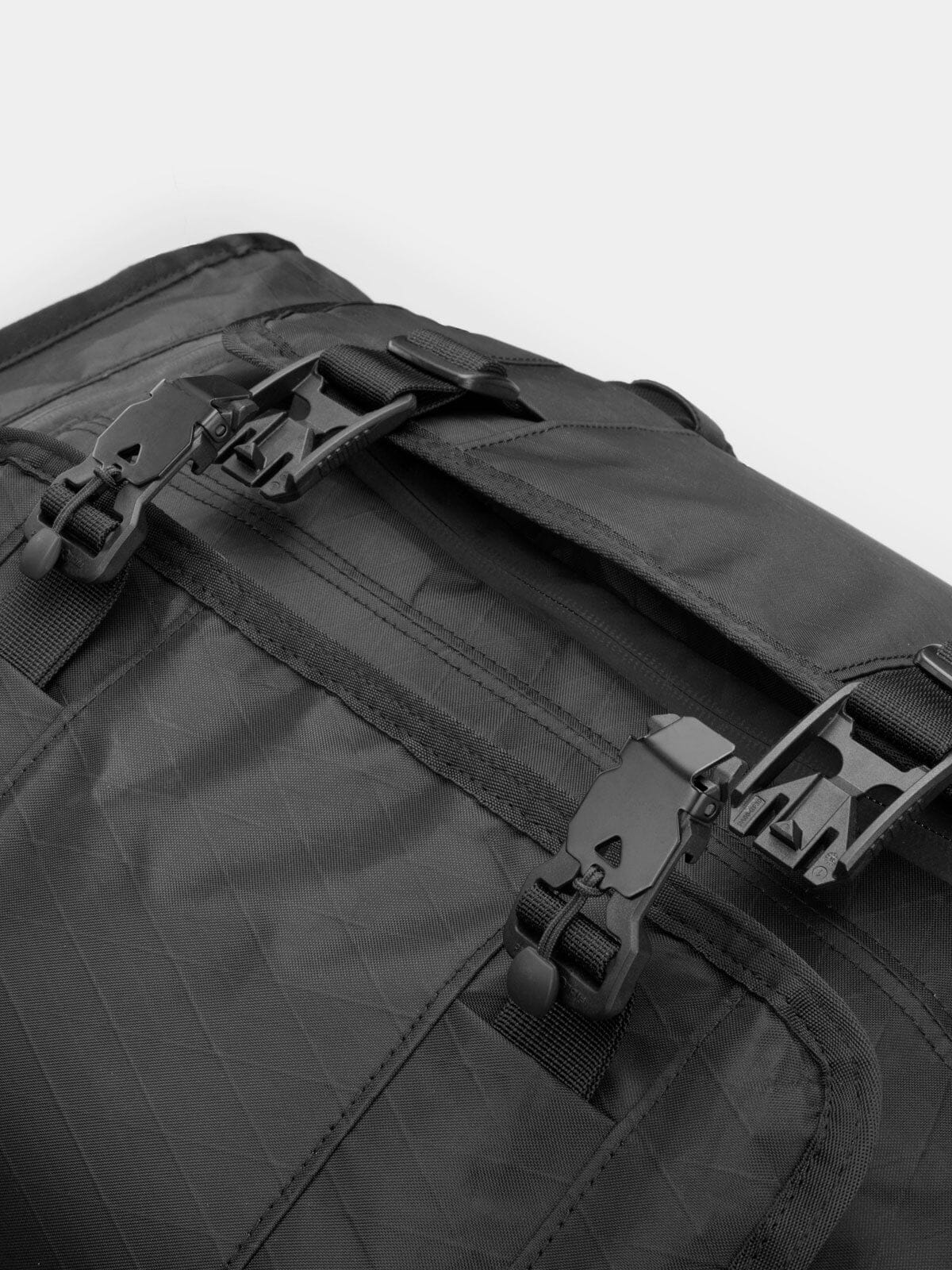 Rhake by Mission Workshop - Weerbestendige tassen & technische kleding - San Francisco & Los Angeles - Gemaakt om te weerstaan - Voor altijd gegarandeerd