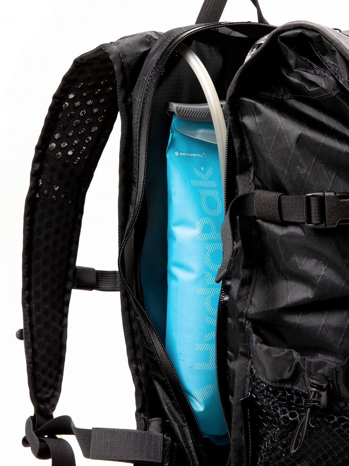 Speedwell by Mission Workshop - Weersbestendige tassen & technische kleding - San Francisco & Los Angeles - Gemaakt om lang mee te gaan - Voor altijd gegarandeerd