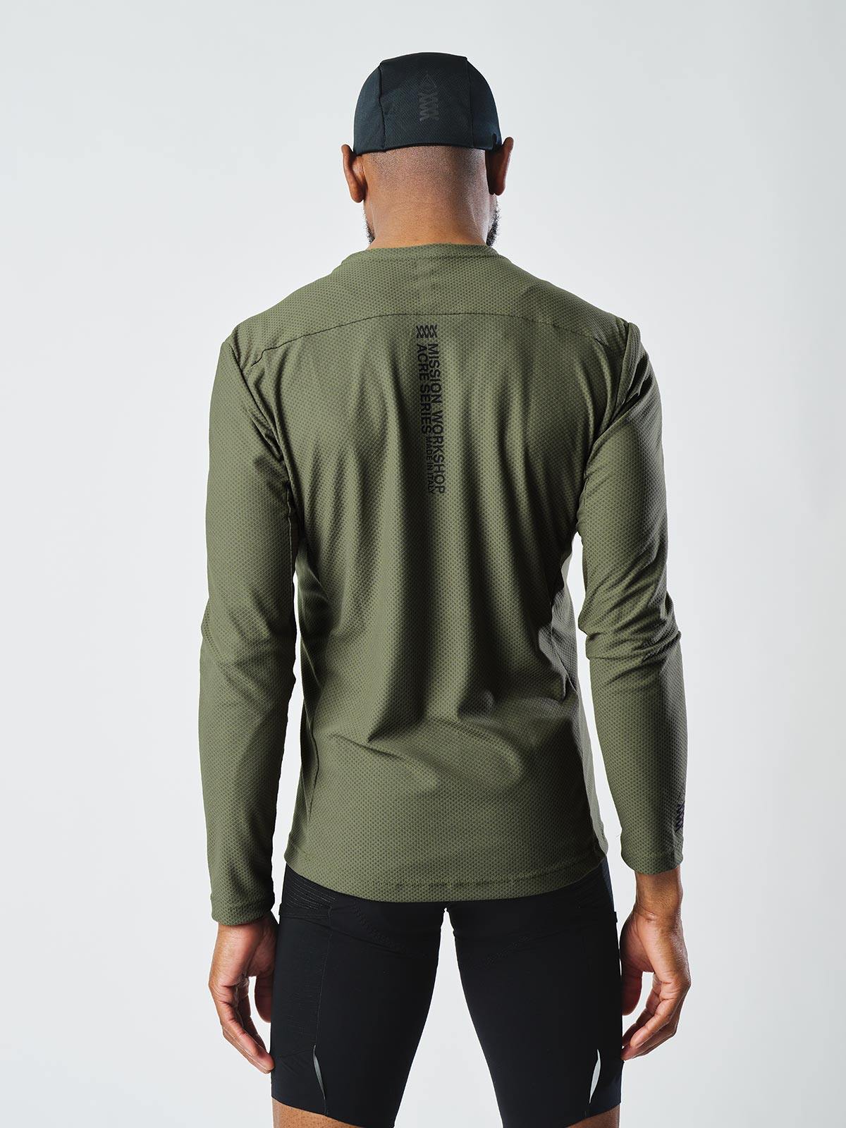 Mission Pro Tech Tee : LS Heren by Mission Workshop - Weerbestendige tassen & technische kleding - San Francisco & Los Angeles - Gemaakt om te verdragen - Voor altijd gegarandeerd