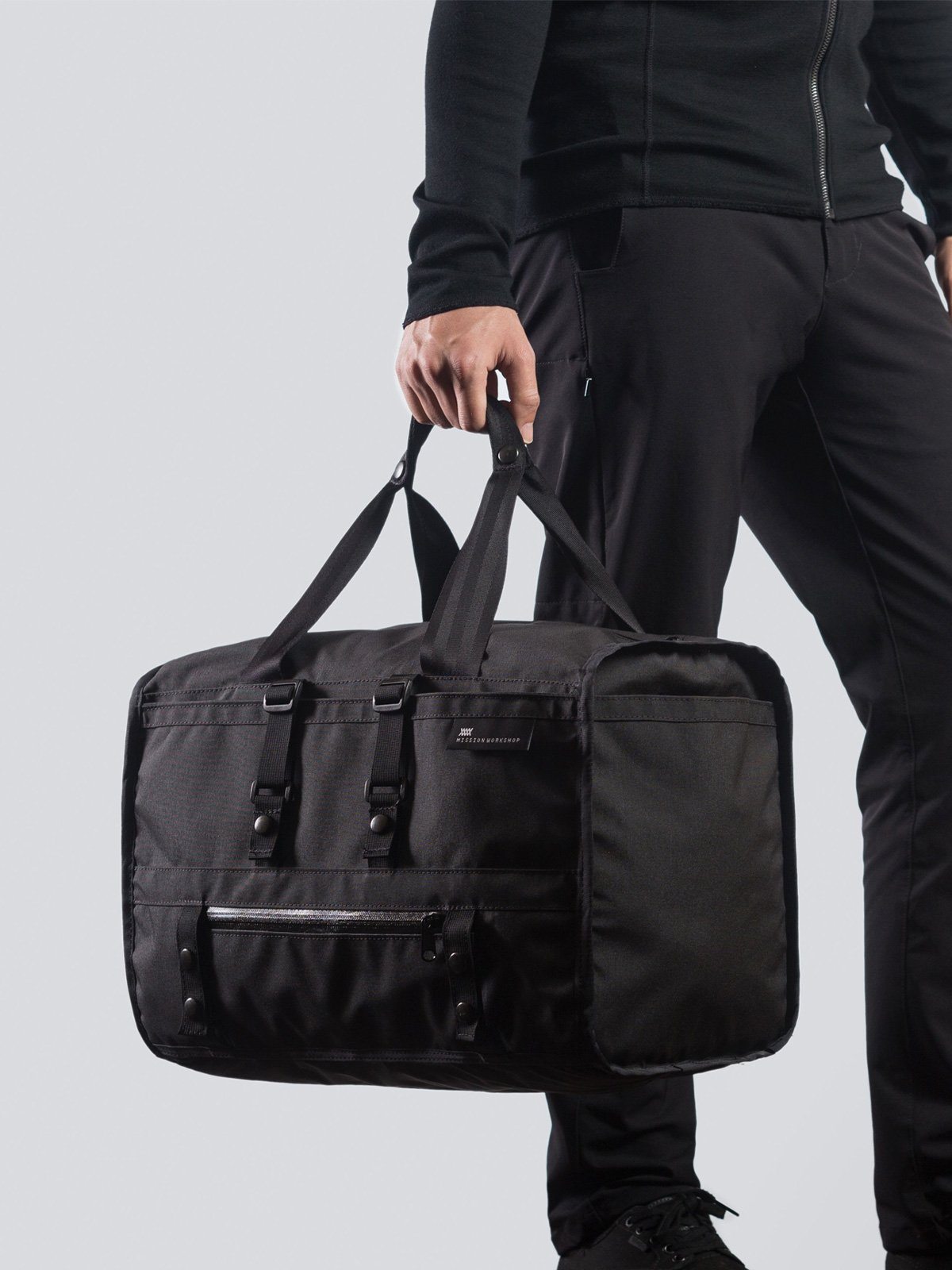 Doorvoer : Duffle by Mission Workshop - Weerbestendige tassen & technische kleding - San Francisco & Los Angeles - Gebouwd om te weerstaan - Voor altijd gegarandeerd