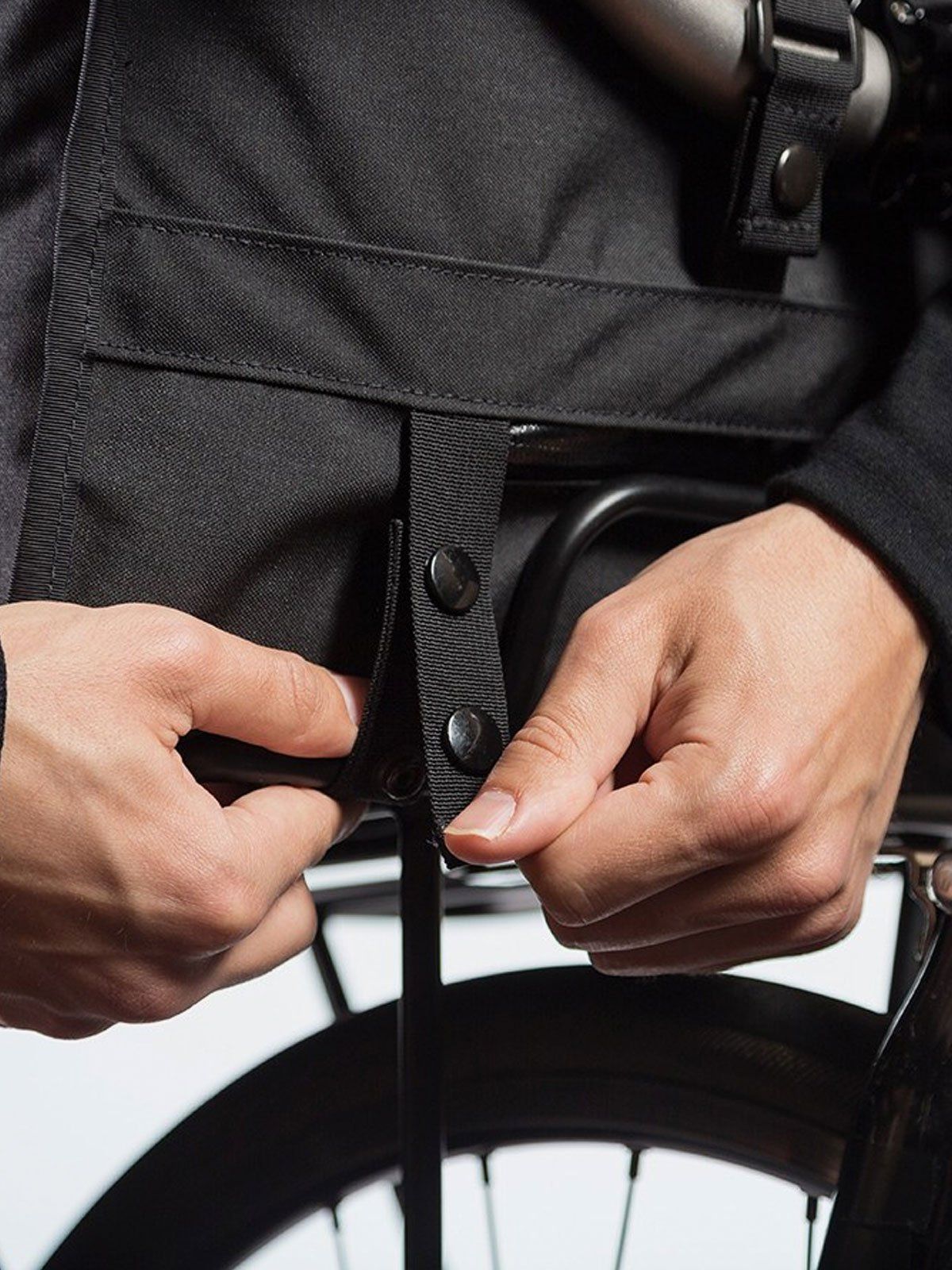 Doorvoer : Duffle by Mission Workshop - Weerbestendige tassen & technische kleding - San Francisco & Los Angeles - Gebouwd om te weerstaan - Voor altijd gegarandeerd
