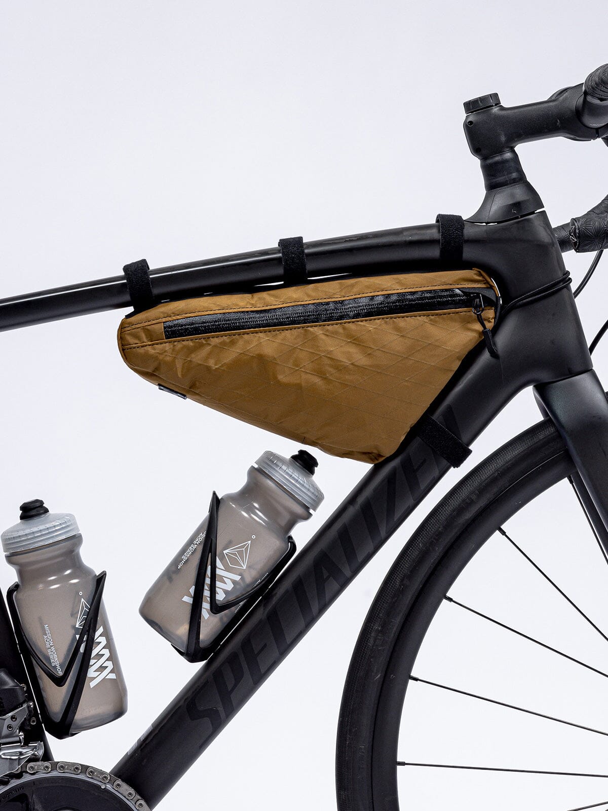 Slice Frame Bag by Mission Workshop - Weerbestendige tassen & technische kleding - San Francisco & Los Angeles - Gemaakt om te weerstaan - Voor altijd gegarandeerd