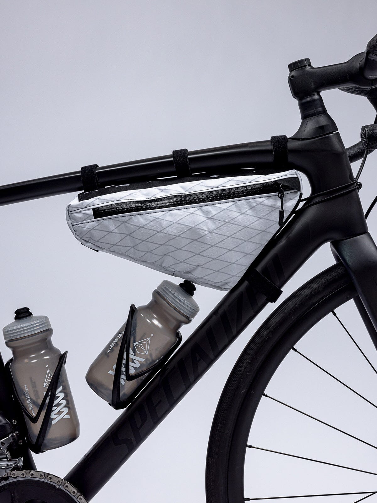 Slice Frame Bag by Mission Workshop - Weerbestendige tassen & technische kleding - San Francisco & Los Angeles - Gemaakt om te weerstaan - Voor altijd gegarandeerd