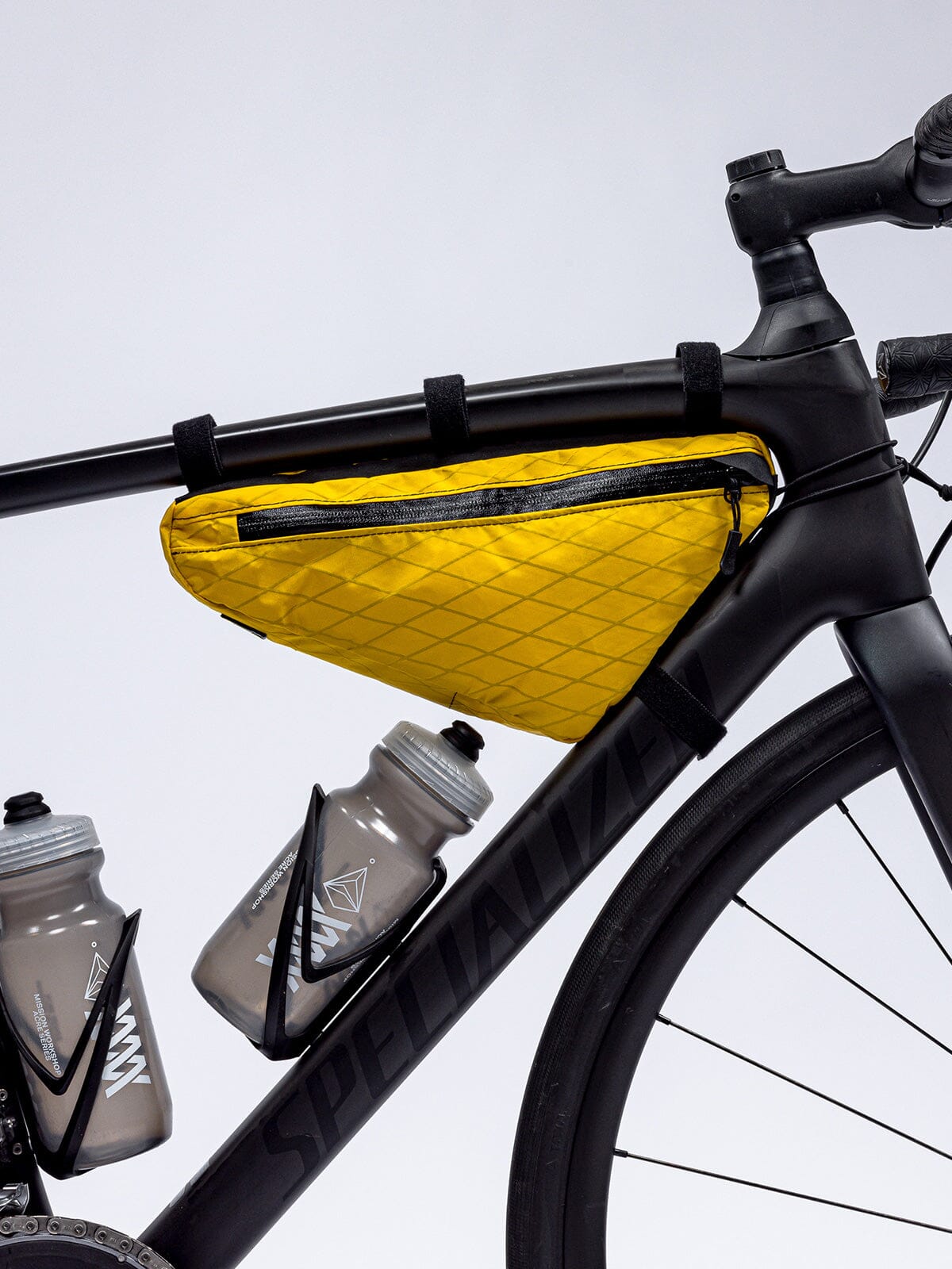 Slice Frame Bag by Mission Workshop - Weerbestendige tassen & technische kleding - San Francisco & Los Angeles - Gemaakt om te weerstaan - Voor altijd gegarandeerd