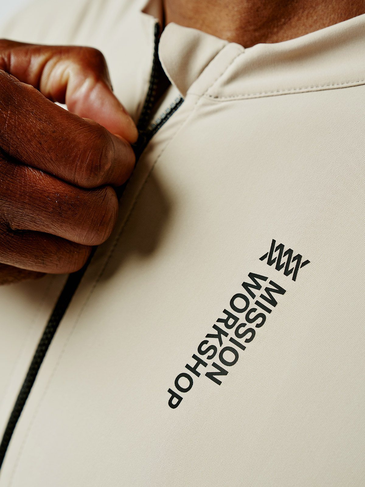 Mission Pro Jersey Men's by Mission Workshop - Weerbestendige tassen & technische kleding - San Francisco & Los Angeles - Gemaakt om te doorstaan - Voor altijd gegarandeerd